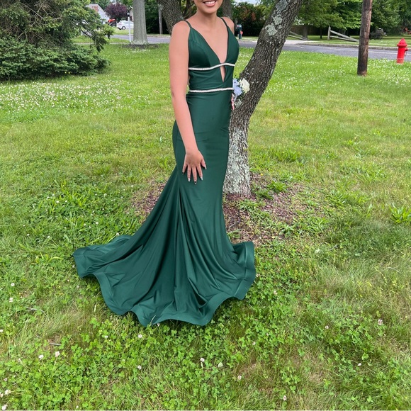 Dresses & Skirts - Jessica angel style JA812 in color hunter;size small